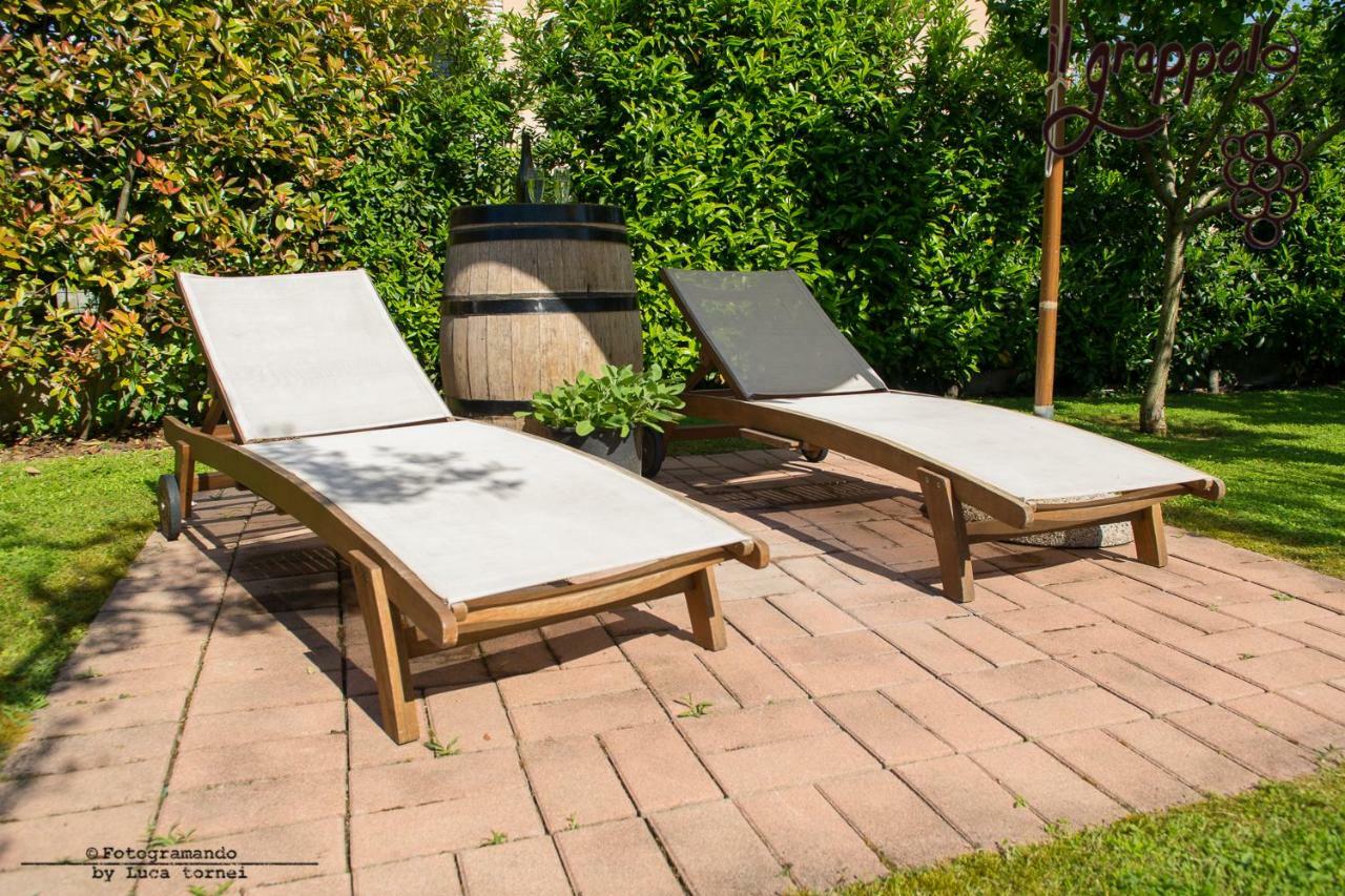 B&B Il Grappolo Foresteria Lombarda Sirmione Exterior photo